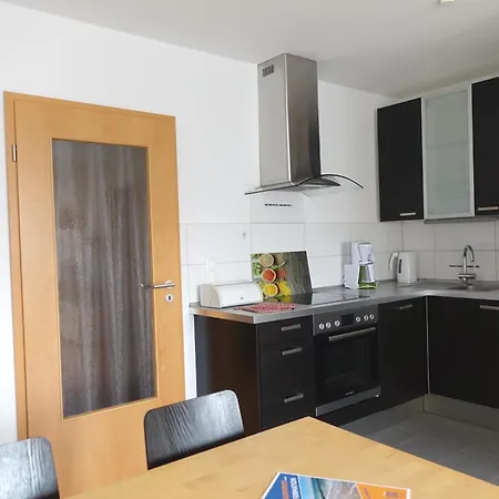 L48 Апартаменты *